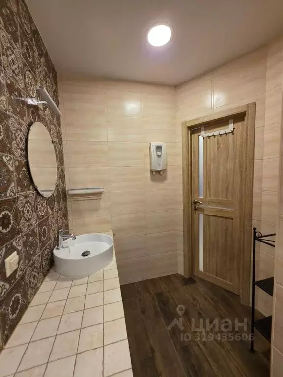 3-к кв. Московская область, Красногорск ул. Авангардная, 8 (79.0 м) - Фото 0