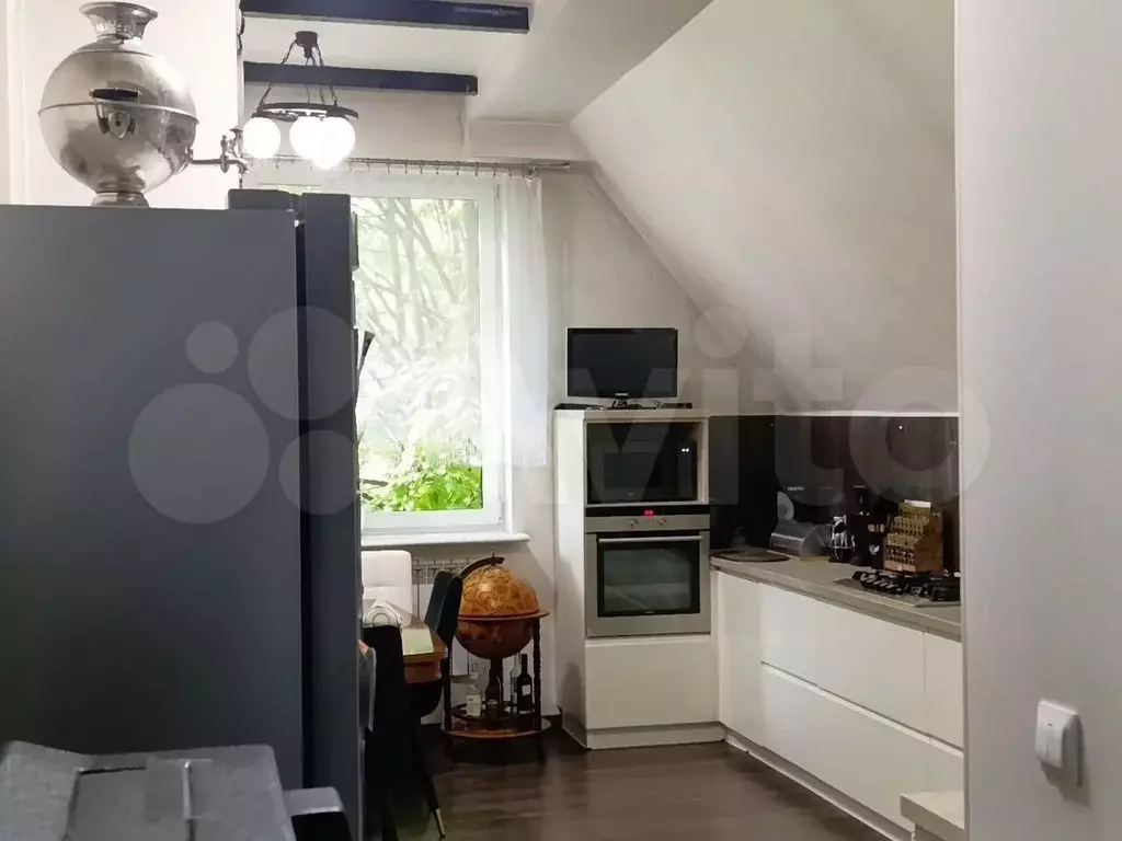 3-к. квартира, 100 м, 3/3 эт. - Фото 0