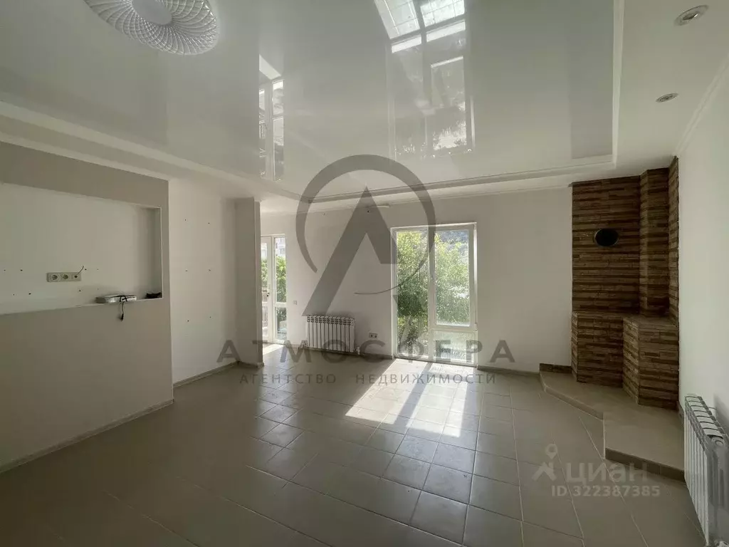 Таунхаус в Краснодарский край, Туапсинский муниципальный округ, с. ... - Фото 1