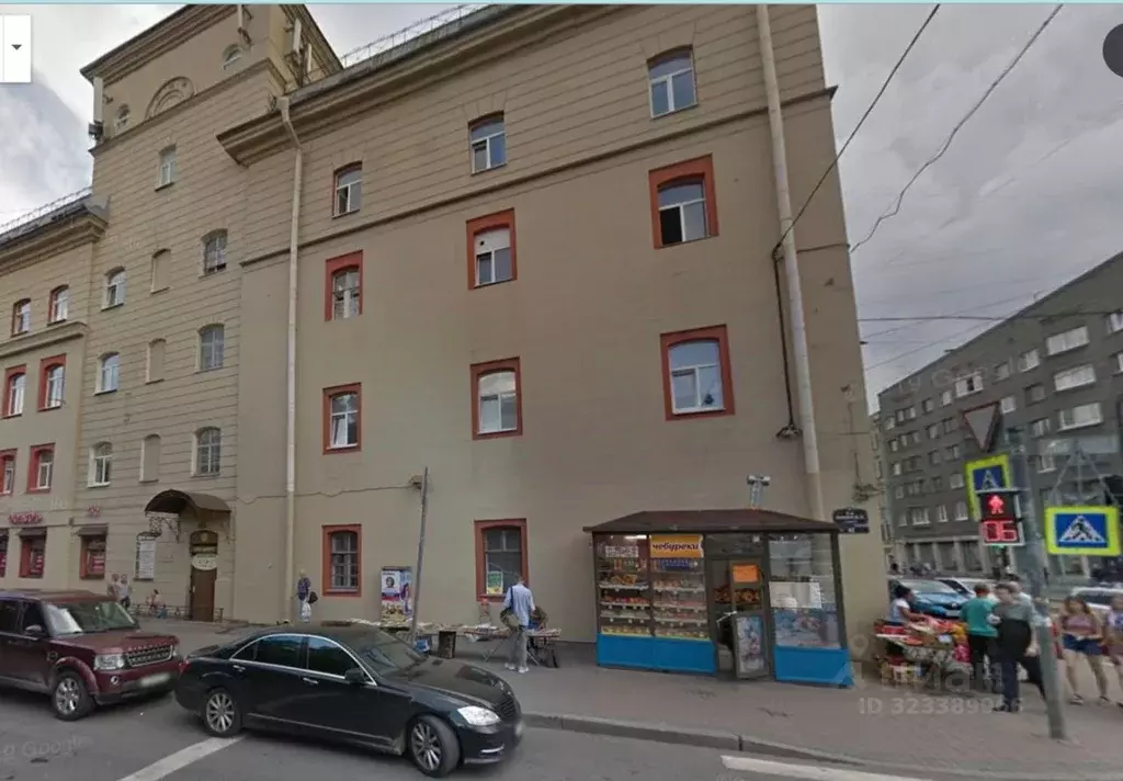 Торговая площадь в Санкт-Петербург просп. Средний Васильевского ... - Фото 1