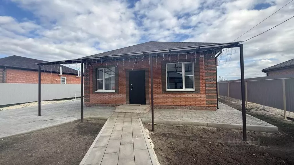 Дом в Ростовская область, Неклиновский район, с. Новобессергеневка ул. ... - Фото 2