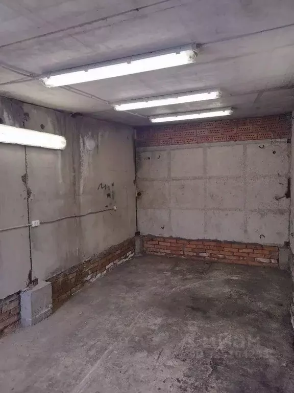 Гараж в Санкт-Петербург Деревня Рыбацкое тер.,  (18 м) - Фото 1