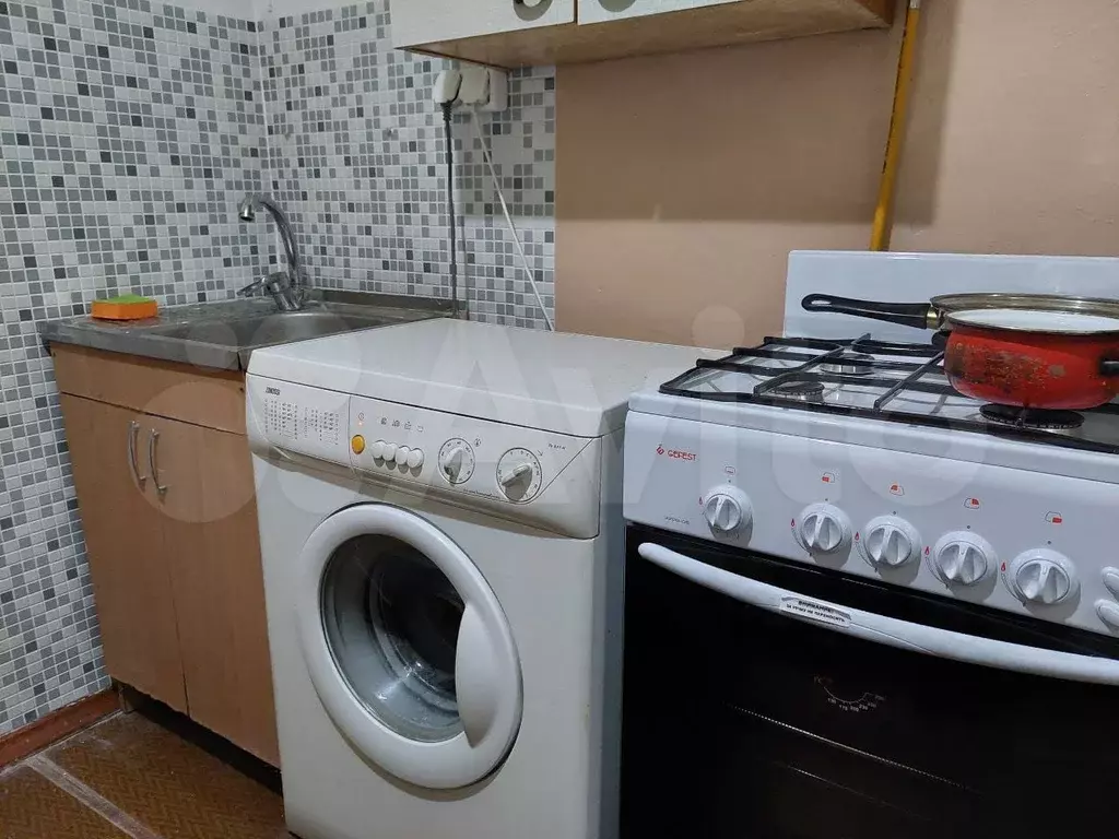 1-к. квартира, 30 м, 1/5 эт. - Фото 0