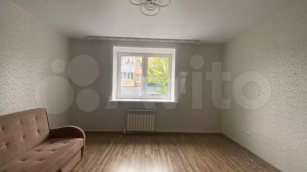 1-к. квартира, 37 м, 1/3 эт. - Фото 0
