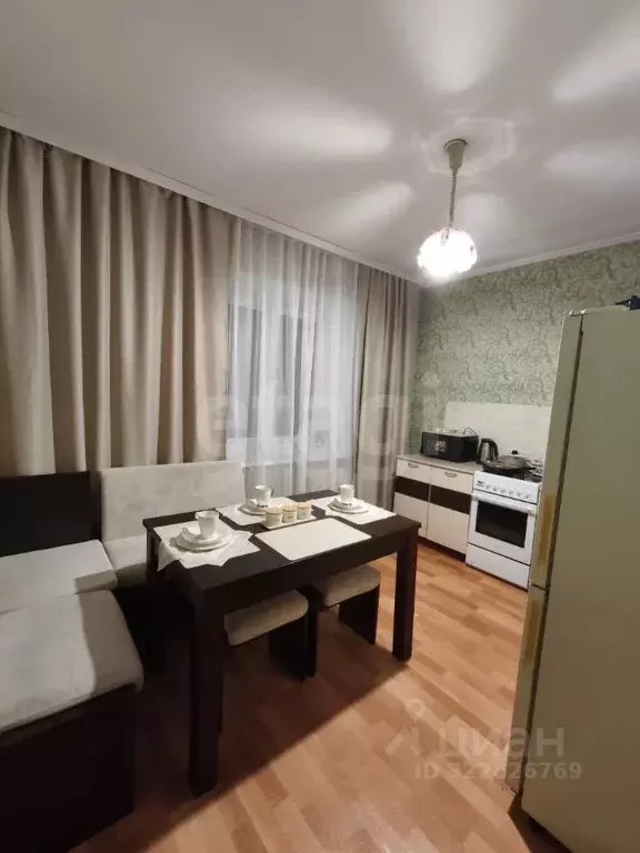 2-к кв. Амурская область, Благовещенск ул. 50 лет Октября, 71 (64.6 м) - Фото 1