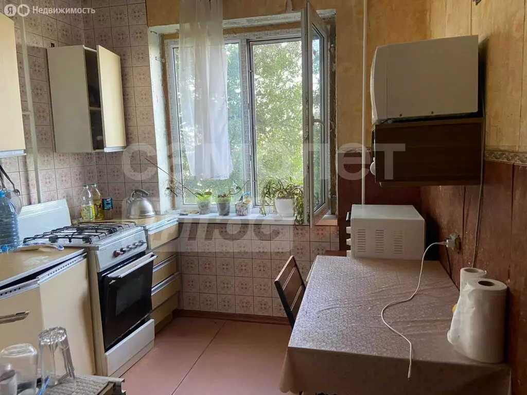 2-комнатная квартира: Симферополь, улица Маршала Жукова, 23 (48 м) - Фото 0