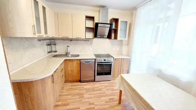 1-к. квартира, 39 м, 5/10 эт. - Фото 0