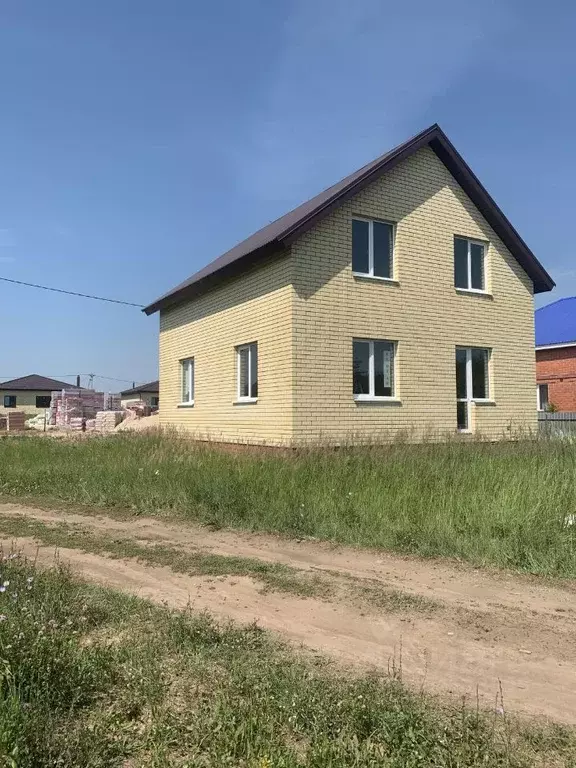 Дом в Татарстан, Высокогорский район, с. Усады, Удачный кп ул. ... - Фото 1