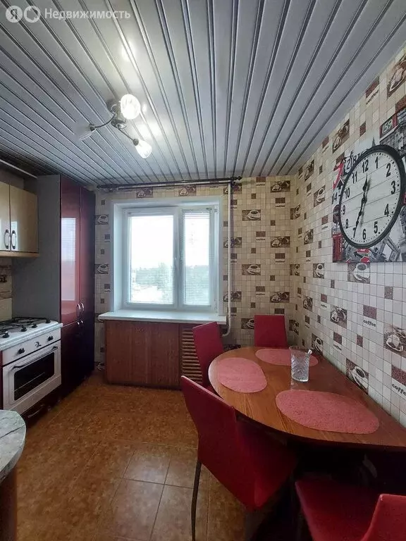 2-комнатная квартира: Псков, Коммунальная улица, 75 (49.4 м) - Фото 0