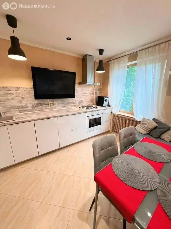 2-комнатная квартира: Ухта, Пионергорский проезд, 7 (50.2 м) - Фото 1