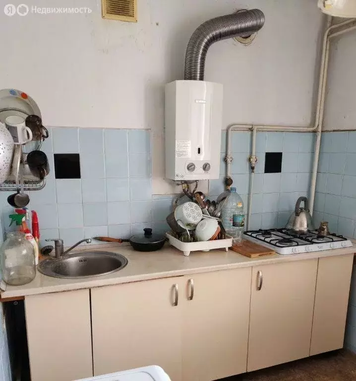 3-комнатная квартира: Евпатория, Колхозная улица, 4 (65.7 м) - Фото 2