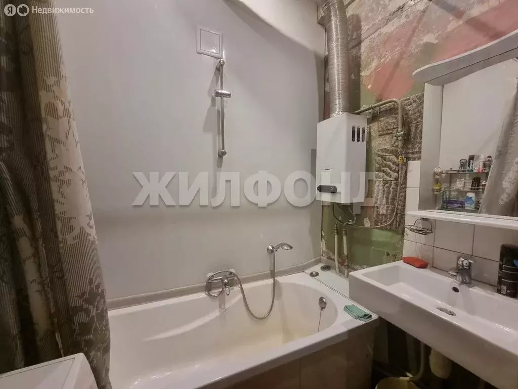 1к в 3-комнатной квартире (11.7 м) - Фото 0