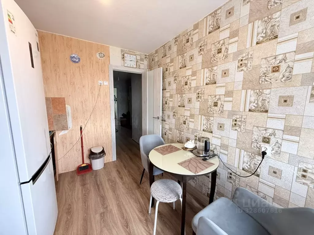 2-к кв. Новгородская область, Валдай ул. Белова, 40 (52.8 м) - Фото 2