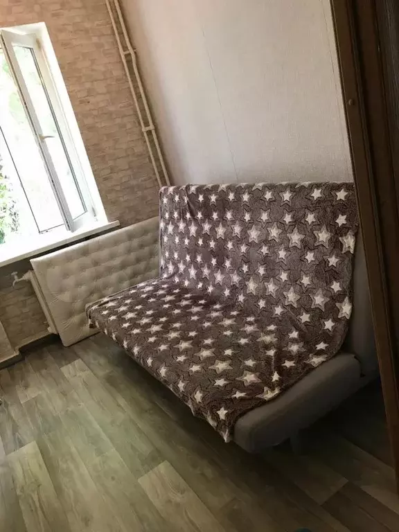 Комната 10 м в 1-к., 2/3 эт. - Фото 0