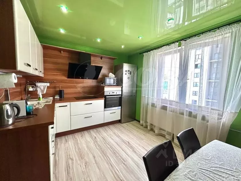 2-к кв. Тюменская область, Тюмень ул. Ю.-Р.Г. Эрвье, 30к1 (60.0 м) - Фото 2