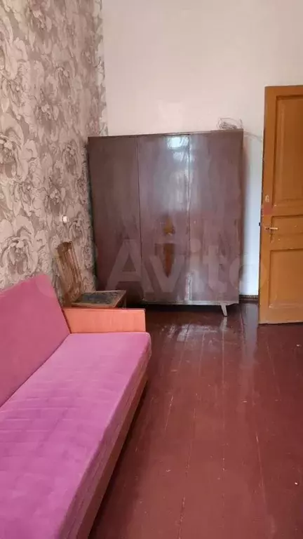 Комната 13 м в 8-к., 5/5 эт. - Фото 0