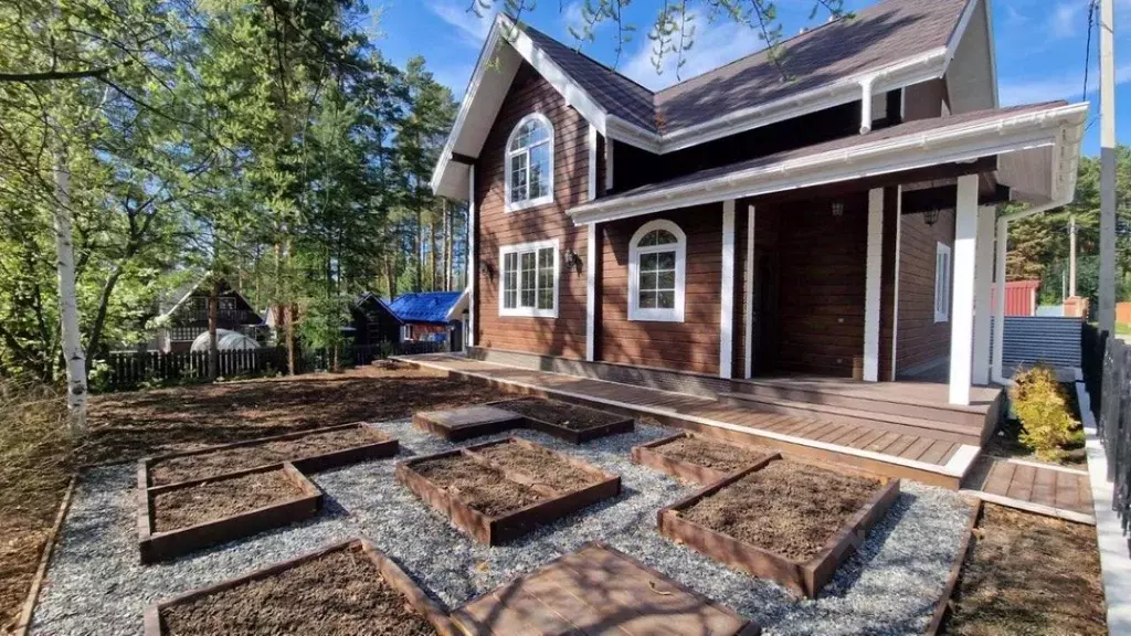 Дом в Иркутская область, Иркутский муниципальный округ, д. Новолисиха  ... - Фото 1