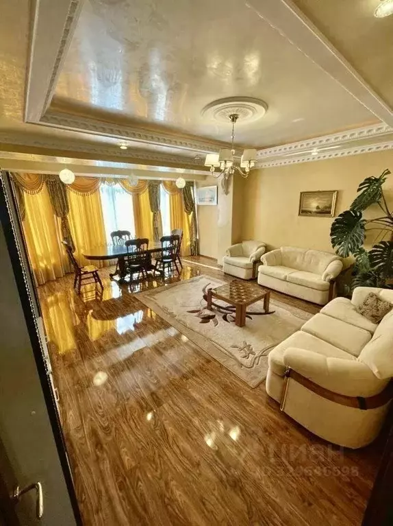 4-к кв. Крым, Симферополь ул. Луговая, 4к2 (190.0 м) - Фото 1