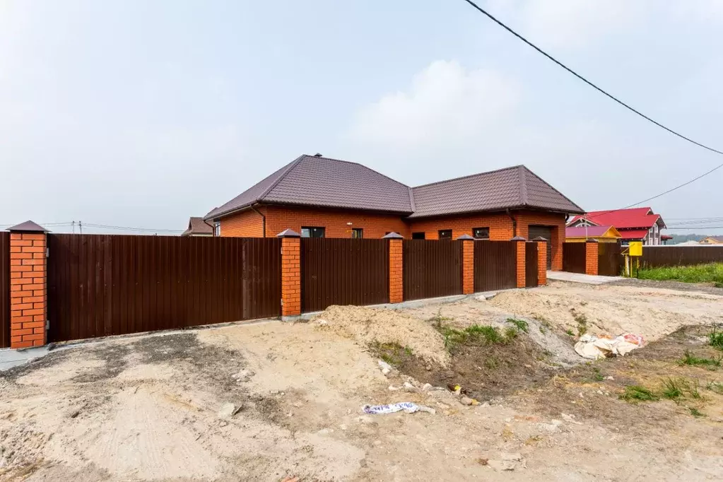 Коттедж в Тюменская область, Тюмень Центральная пл. (145 м) - Фото 1