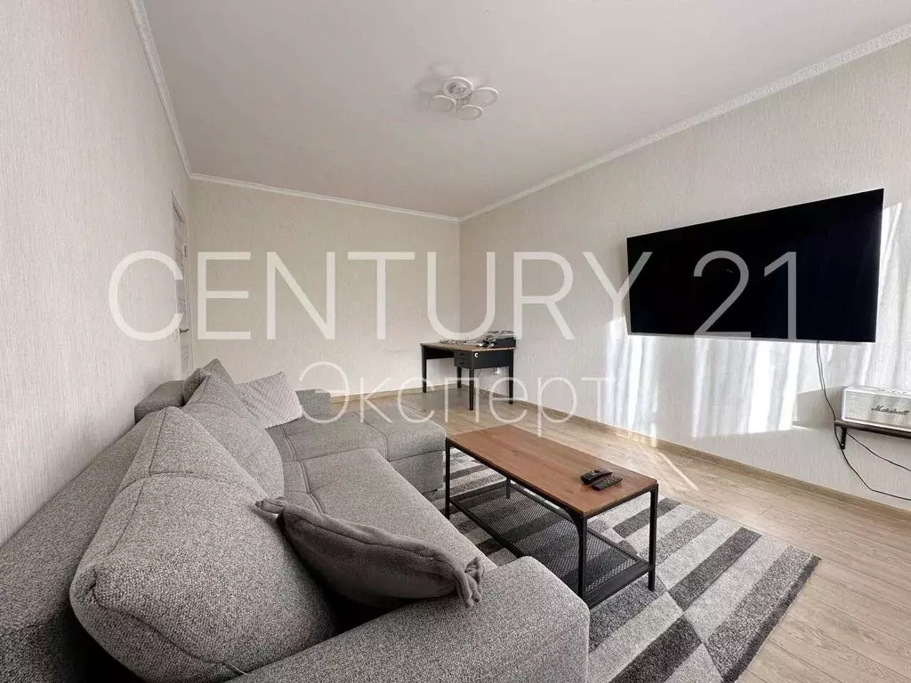 2-к кв. Калининградская область, Калининград Парковый пер., 2 (53.0 м) - Фото 1