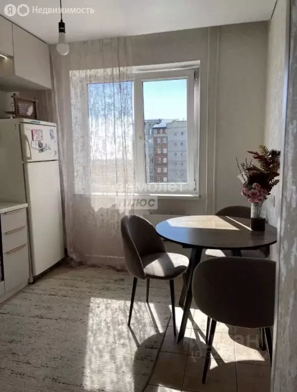 3-комнатная квартира: Омск, Космический проспект, 22к2 (67 м) - Фото 1