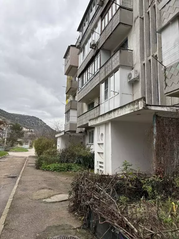 2-к кв. Севастополь, Севастополь, Инкерман г. ул. Менжинского, 16А ... - Фото 1