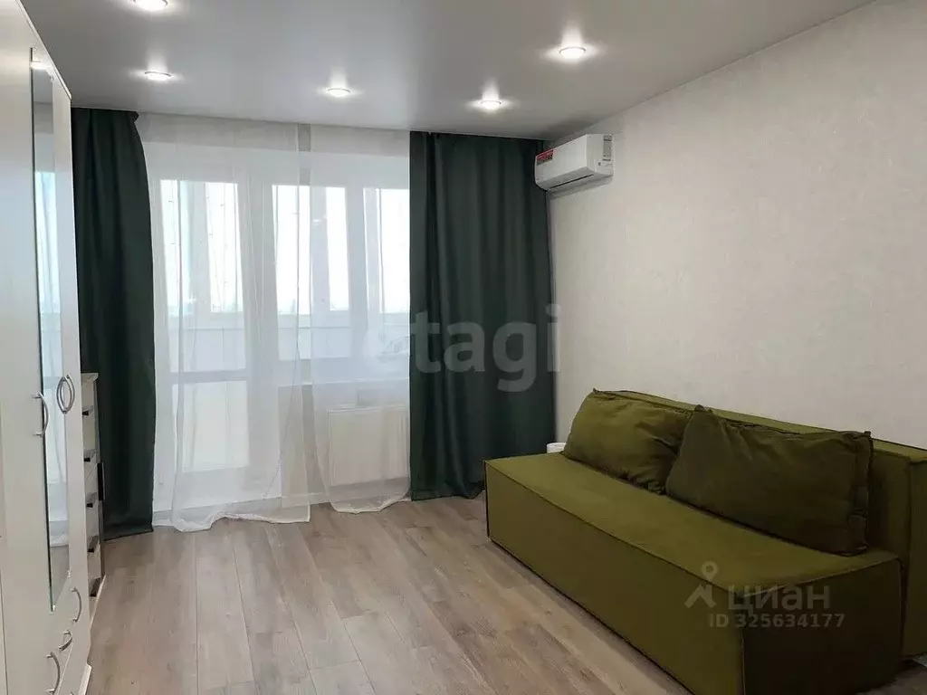 1-к кв. Тюменская область, Тюмень ул. Монтажников, 42 (43.0 м) - Фото 1