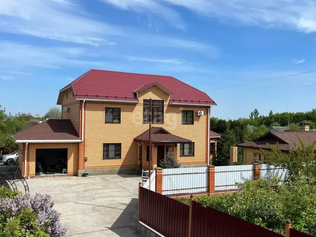 Дом в Белгородская область, Старый Оскол Пролетарская ул., 163А (222 ... - Фото 1