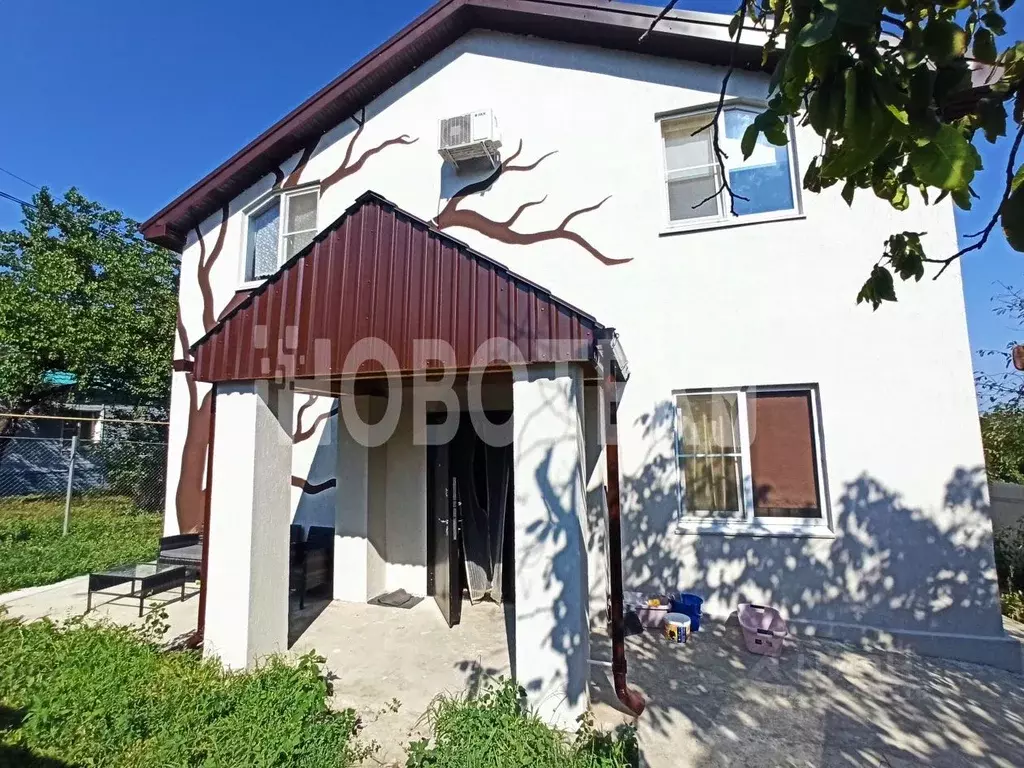 Дом в Краснодарский край, Крымский район, с. Молдаванское Советская ... - Фото 1