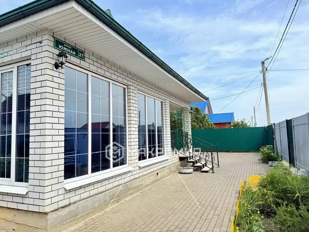 Дом в Орловская область, Свердловский район, Змиевка городское ... - Фото 0