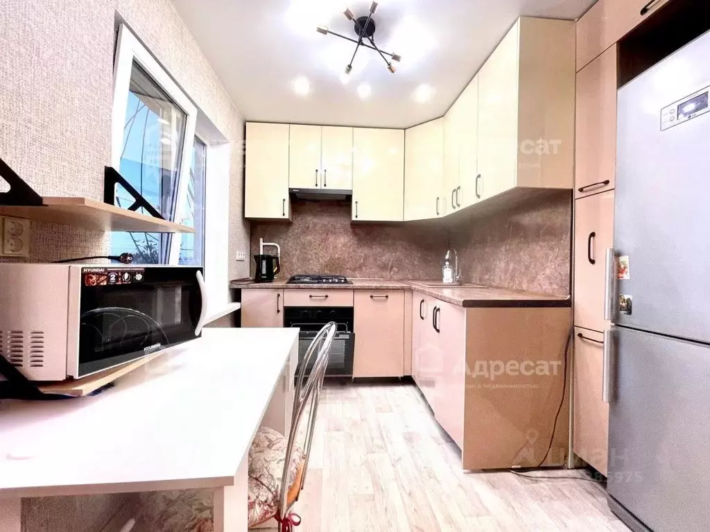 4-к кв. Волгоградская область, Волгоград ул. Мясникова, 16 (76.7 м) - Фото 2