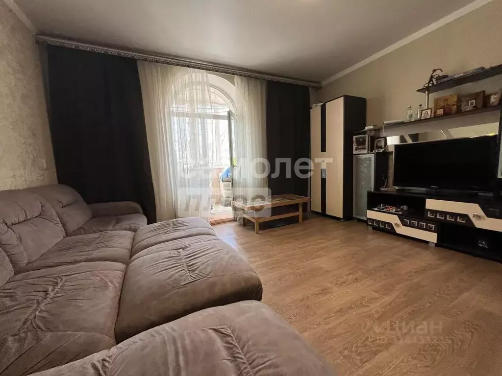 3-к кв. Курская область, Курск ул. 2-я Рабочая, 6 (73.0 м) - Фото 1