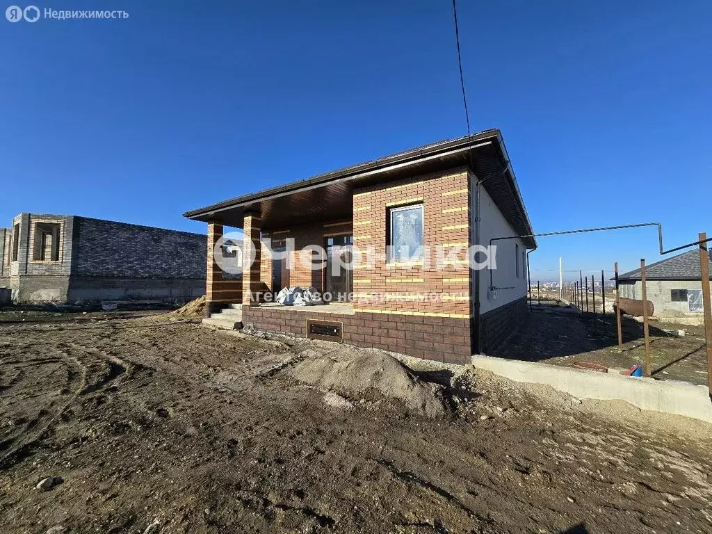 Дом в станица Ессентукская, улица имени Александра Ищенко, 17 (130 м) - Фото 1