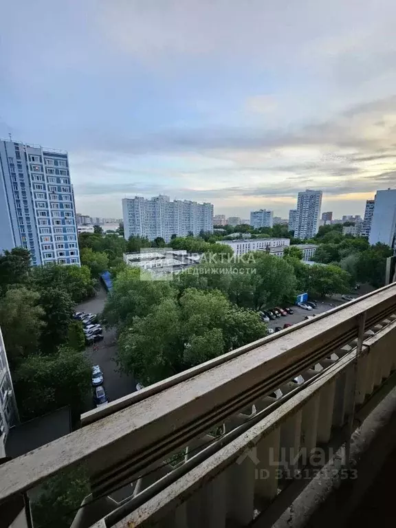 3-к кв. Москва Изумрудная ул., 13К1 (72.4 м) - Фото 1