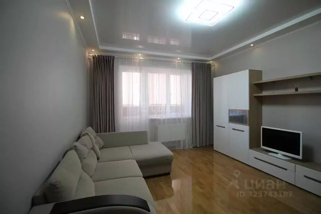 3-к кв. Краснодарский край, Краснодар Юбилейный мкр, ул. 70-летия ... - Фото 1