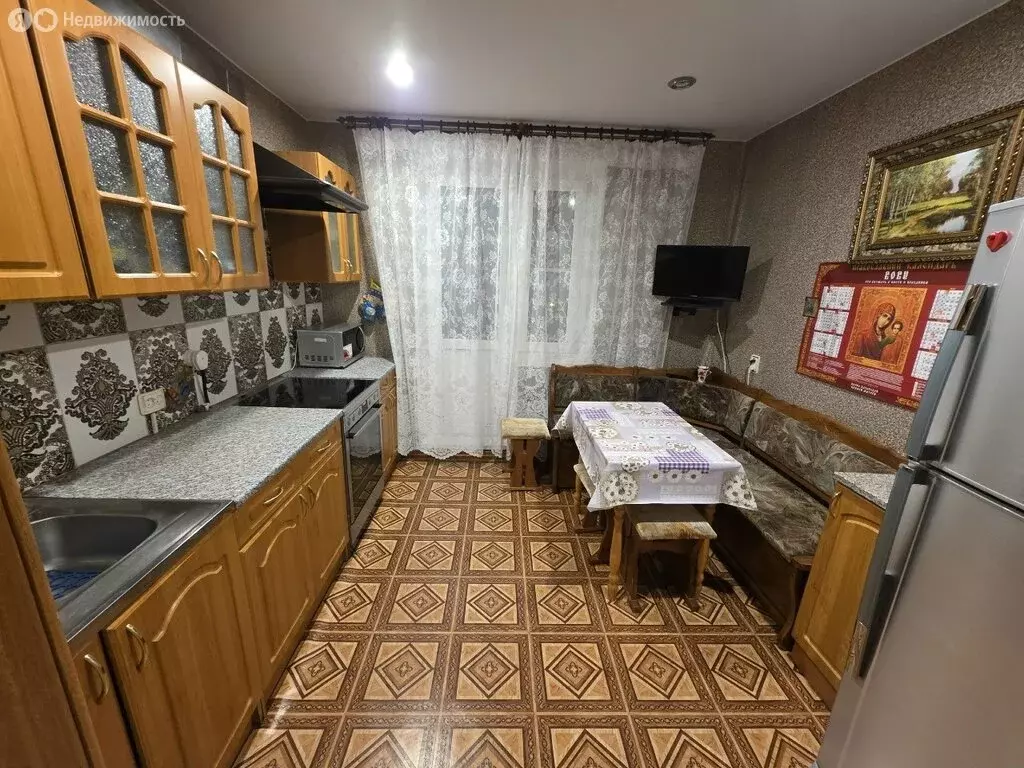 3-комнатная квартира: Кириши, проспект Ленина, 48 (72.5 м) - Фото 2