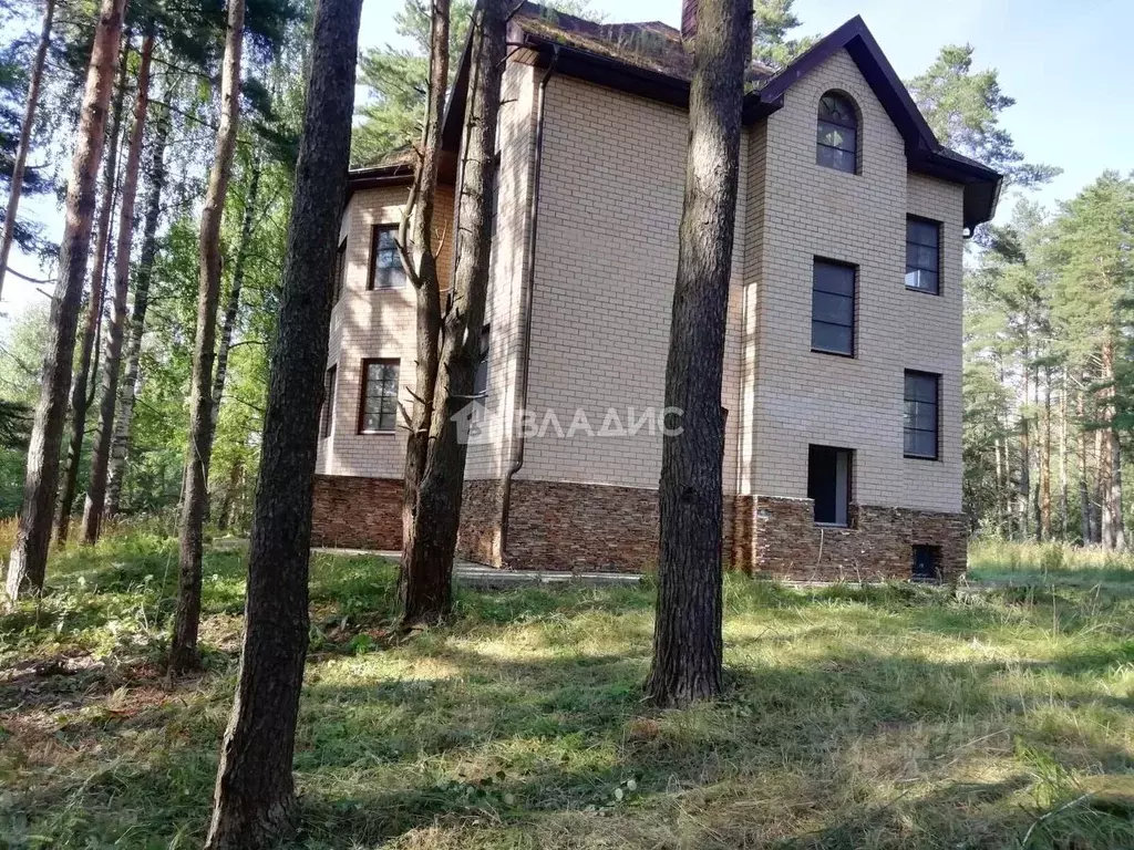 Дом в Ярославская область, Рыбинский муниципальный округ, с. Глебово ... - Фото 1