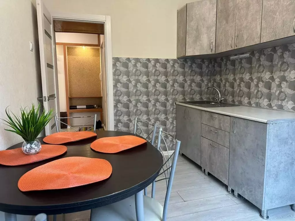 3-к кв. Приморский край, Владивосток Некрасовская ул., 84 (65.9 м) - Фото 1