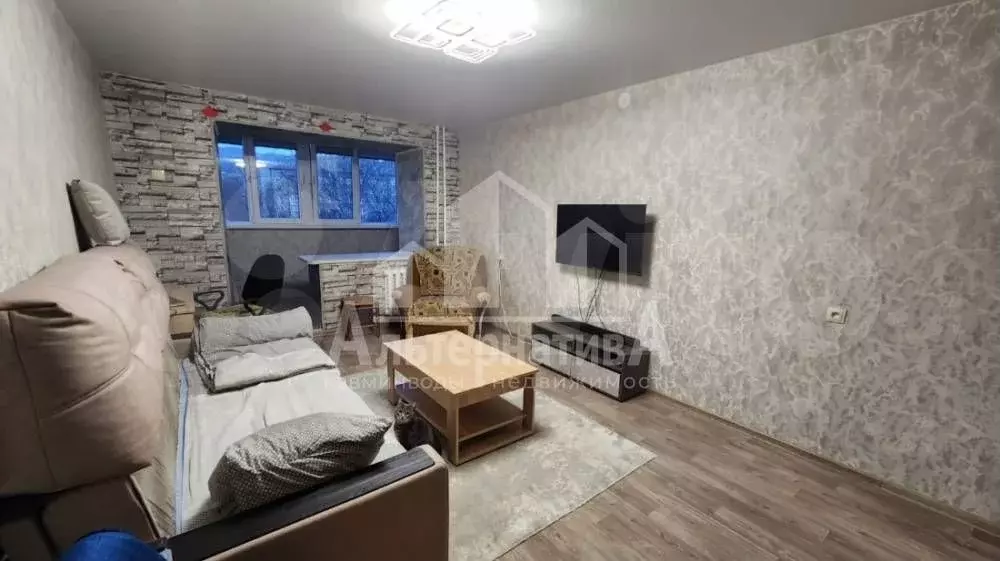 3-к. квартира, 60 м, 3/5 эт. - Фото 0