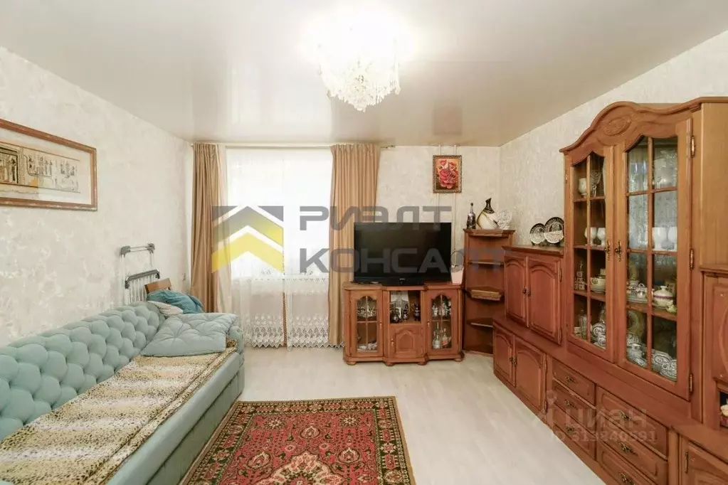 3-к кв. Омская область, Омск ул. Нефтебаза, 5 (76.2 м) - Фото 1