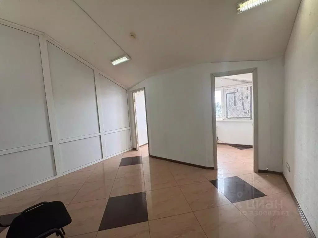 Офис в Краснодарский край, Краснодар ул. Имени Калинина (25 м) - Фото 1