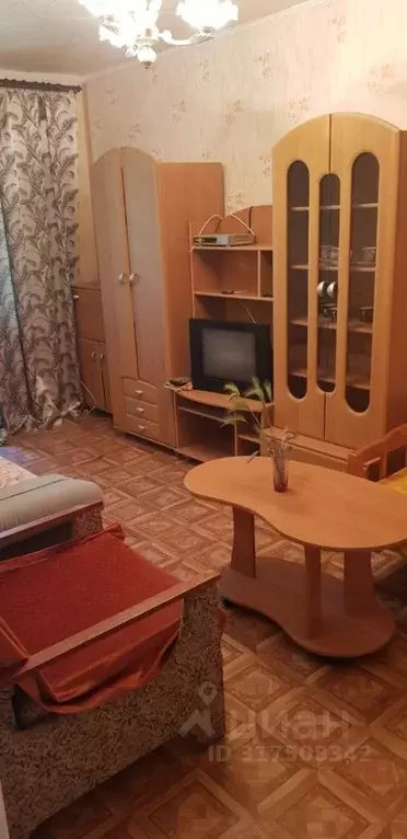 1-к кв. Крым, Черноморский район, Медведевское с/пос, с. Медведево ул. ... - Фото 0
