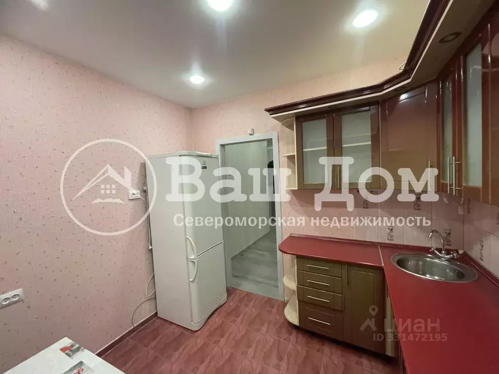 2-к кв. Мурманская область, Мурманск ул. Беринга, 24 (42.9 м) - Фото 2