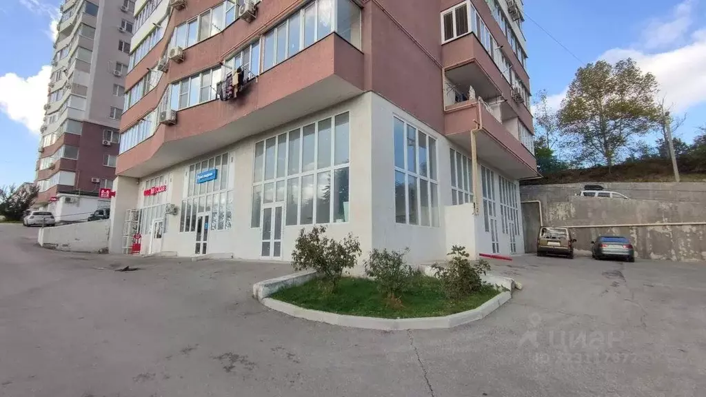 Торговая площадь в Севастополь просп. Победы, 59/2 (72 м) - Фото 1