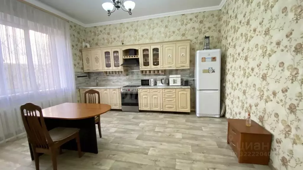 Дом в Оренбургская область, пос. Саракташ ул. Придорожная, 10 (300 м) - Фото 2