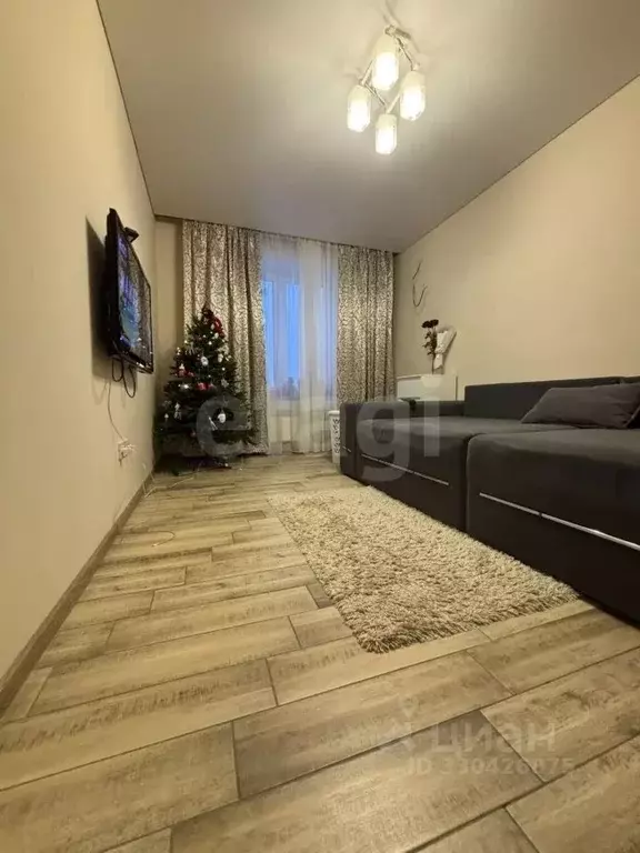 1-к кв. Тюменская область, Тобольск 15-й мкр, 42 (33.5 м) - Фото 1