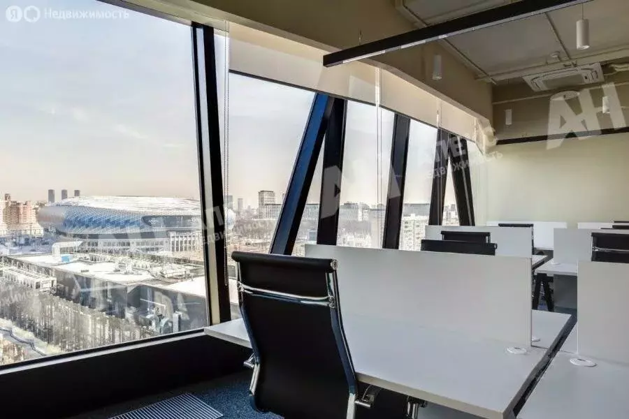 Офис (650 м) - Фото 1