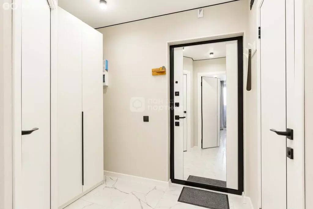 1-комнатная квартира: Мурино, проспект Авиаторов Балтики, 3к1 (38 м) - Фото 2