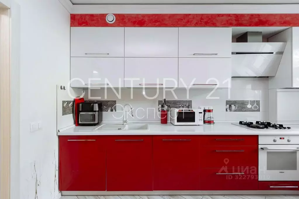 3-к кв. Калининградская область, Зеленоградск ул. Пугачева, 20А (70.1 ... - Фото 1