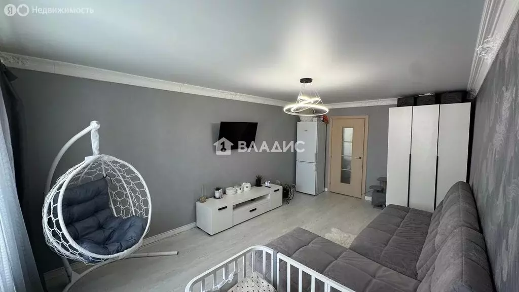 3-комнатная квартира: Стерлитамак, улица Артёма, 102 (72.7 м) - Фото 2